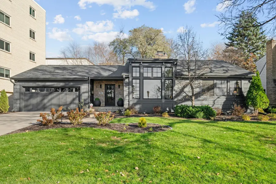 192 Mississippi River Boulevard N, Saint Paul, MN 55104 - Image #2