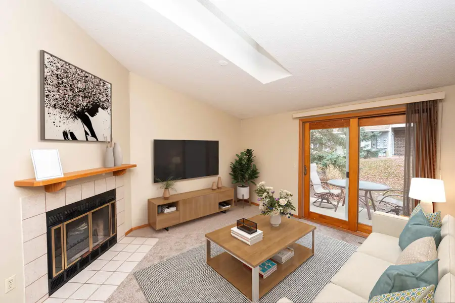 5324 Highpointe Drive, Bloomington, MN 55437 - Image #3