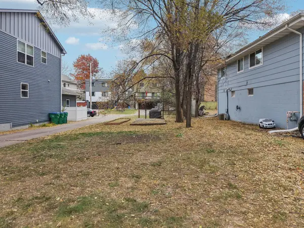 2023 Louisiana Avenue S, Saint Louis Park, MN 55426