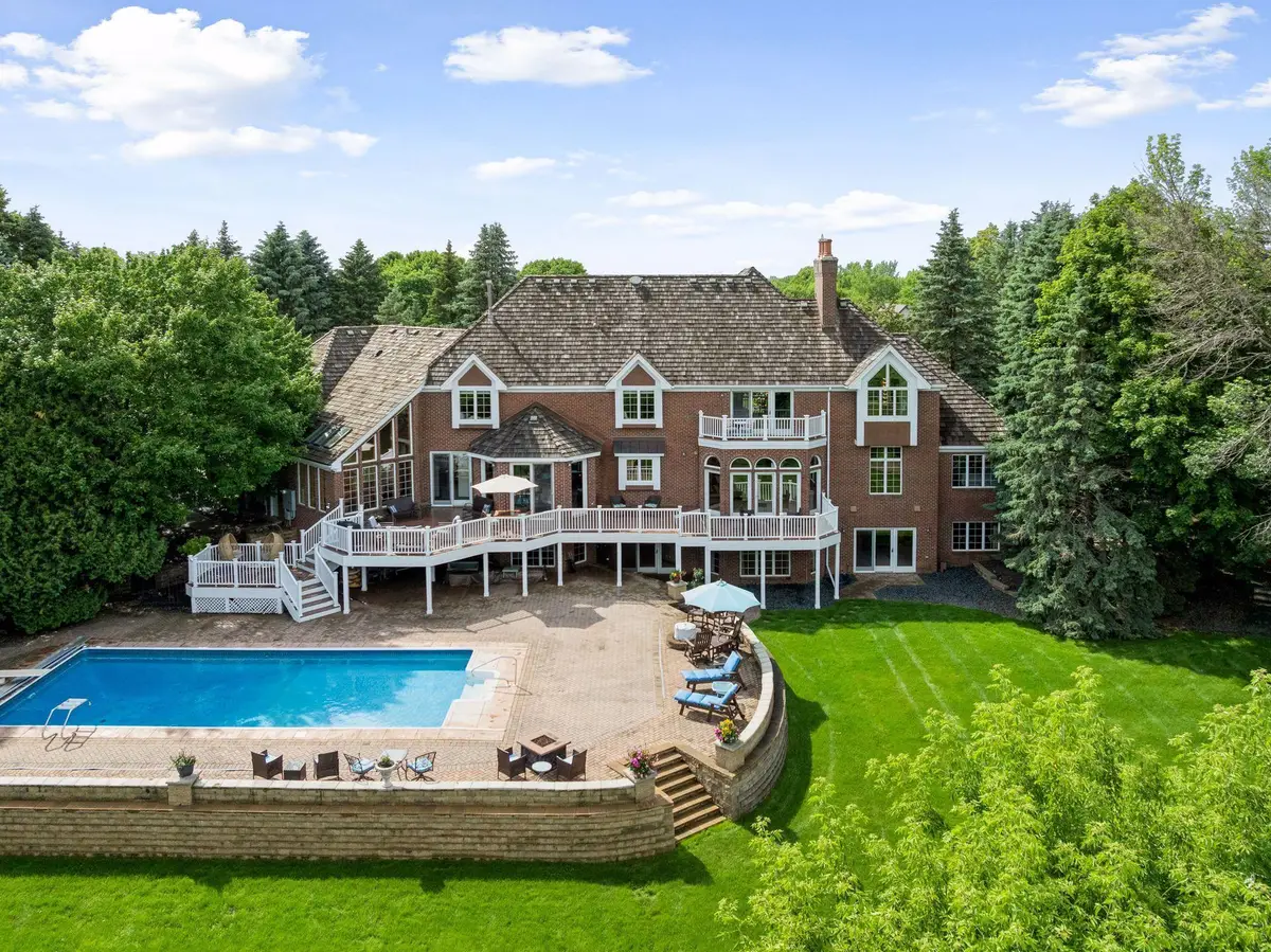 10 Apple Orchard Court, Dellwood, MN 55110 - #1
