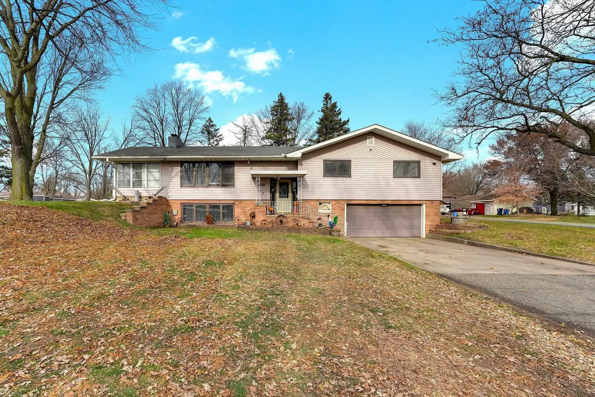 303 3rd Avenue Sw, Medford, MN 55049 - Image #1