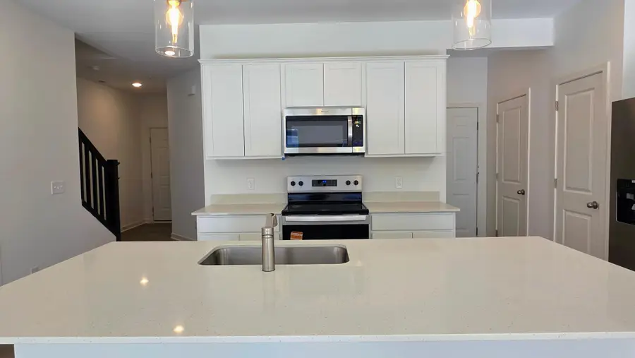 4748 Airlake Curve, Woodbury, MN 55129 - Image #2