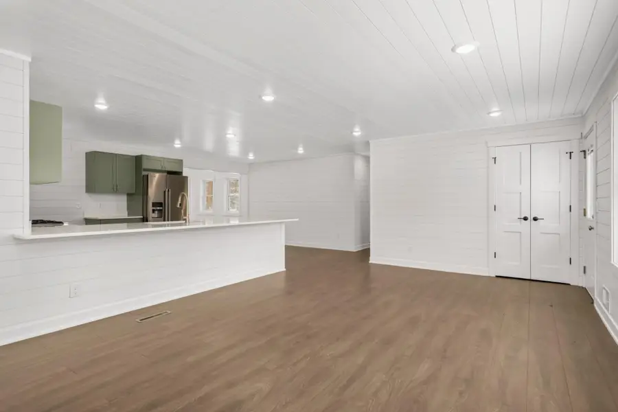 15240 Kangaroo Street Nw, Anoka, MN 55303 - Image #2