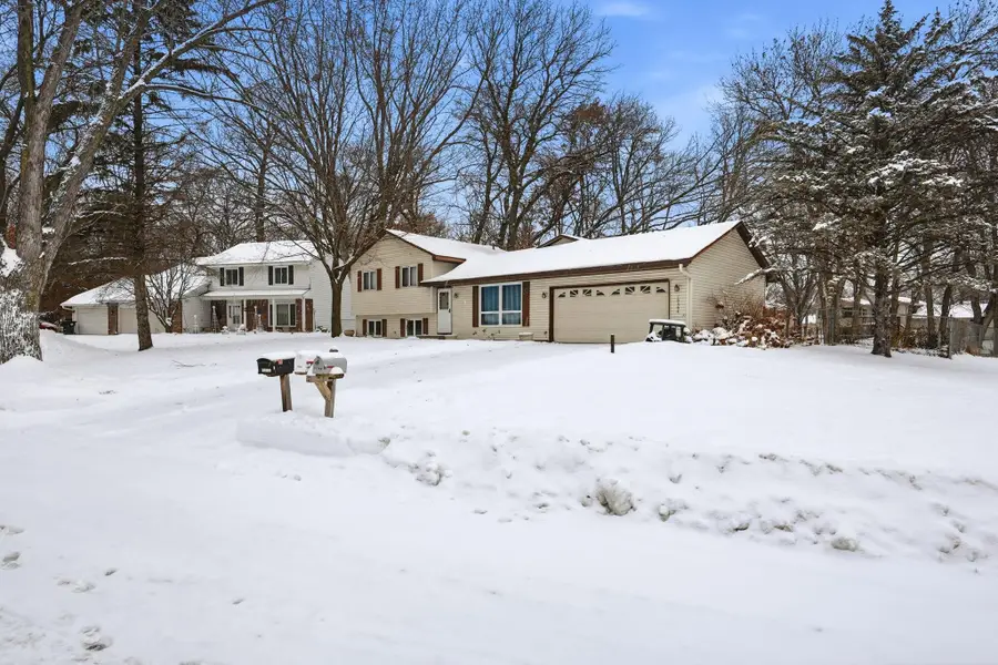 10304 107th Place N, Maple Grove, MN 55369 - Image #3