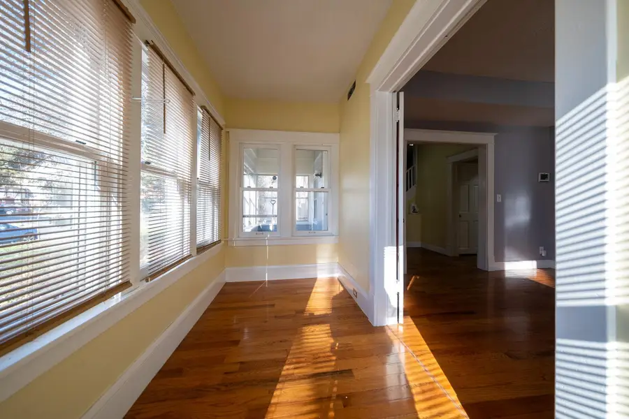 2226 Bryant Avenue N, Minneapolis, MN 55411 - Image #3