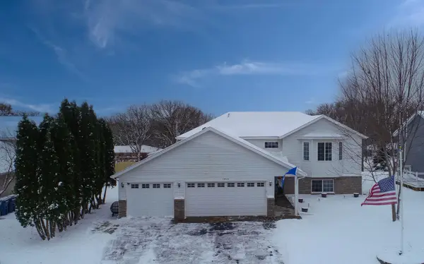 1416 Hillside Court, Sauk Rapids, MN 56379