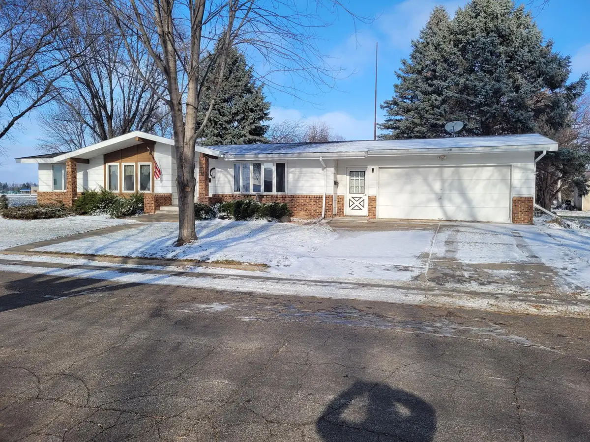 400 1st Avenue Nw, Clara City, MN 56222 - Image #1