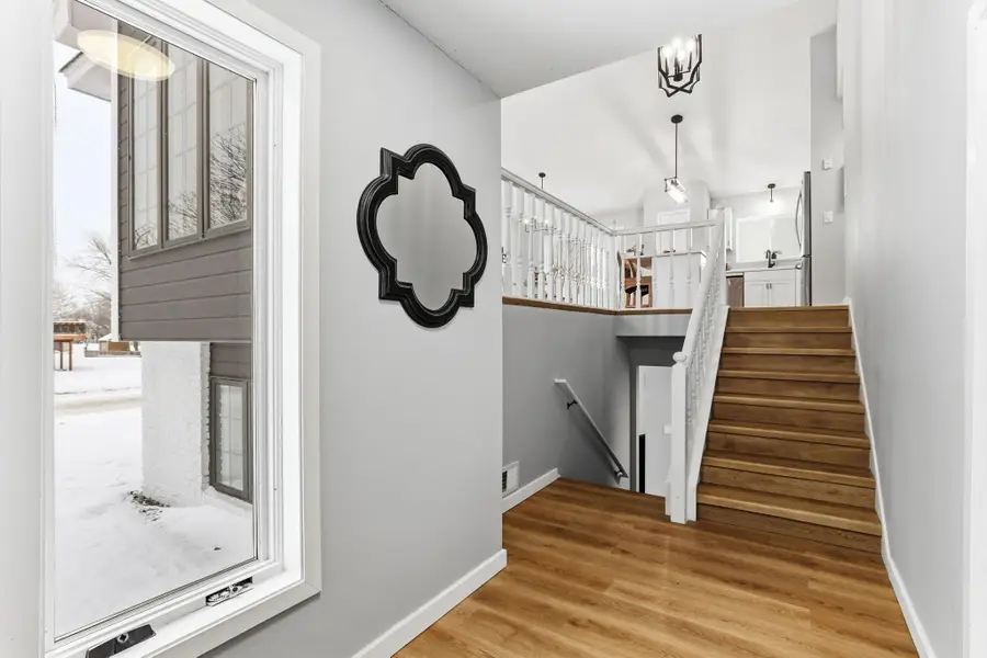 7234 158th Street W, Apple Valley, MN 55124 - Image #2