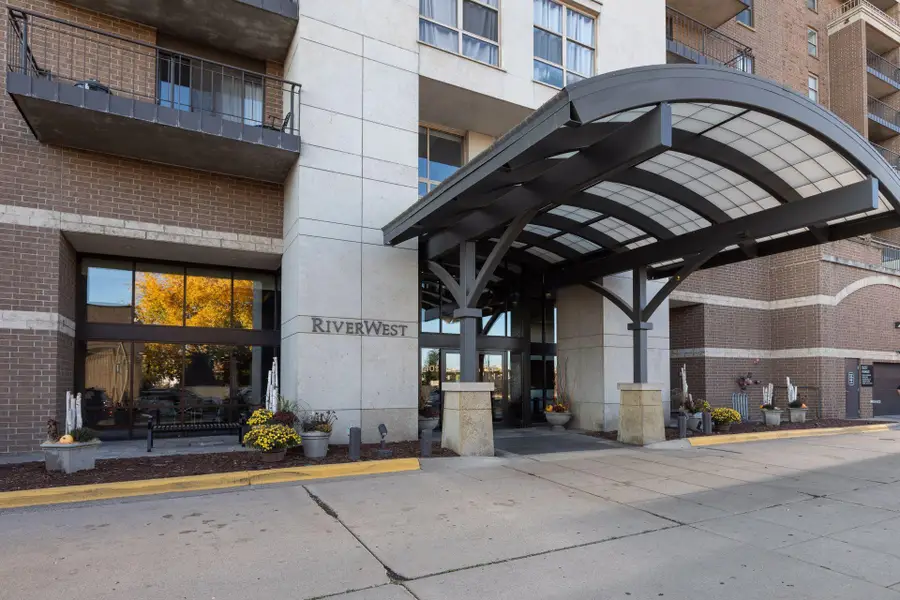 401 S 1st Street #1104, Minneapolis, MN 55401 - Image #2