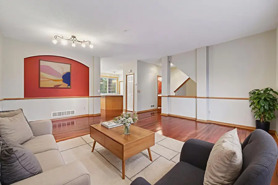 725 Fairfield Circle, Minnetonka, MN 55305 - Image #3