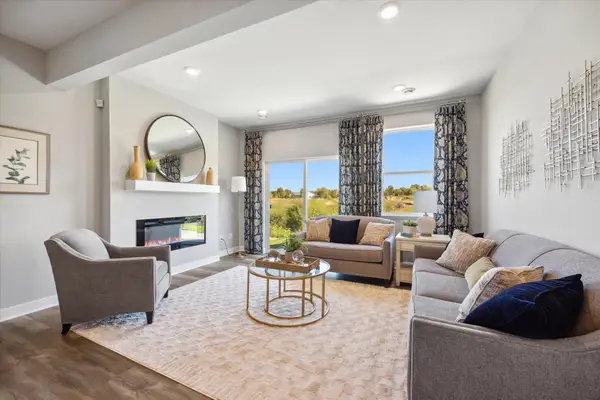 329 Sunflower Circle, Waconia, MN 55387