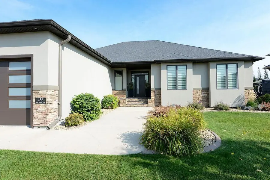 436 35th Avenue E, West Fargo, ND 58078 - Image #3