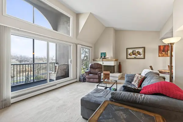 9500 Collegeview Road #308, Bloomington, MN 55437