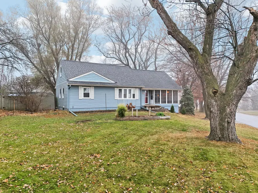 7021 34th Avenue N, Crystal, MN 55427 - Image #2