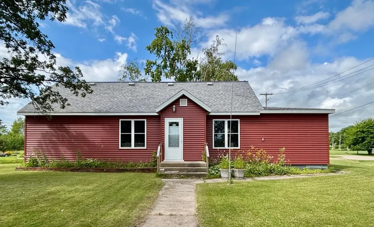 601 1st Street S, Karlstad, MN 56732 - Image #1