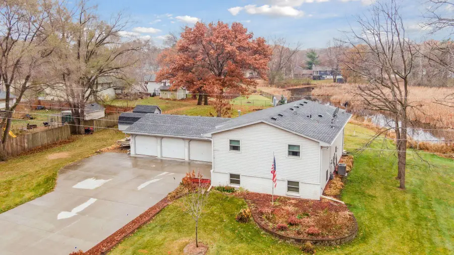 18922 Yalta Street Ne, East Bethel, MN 55092 - Image #2