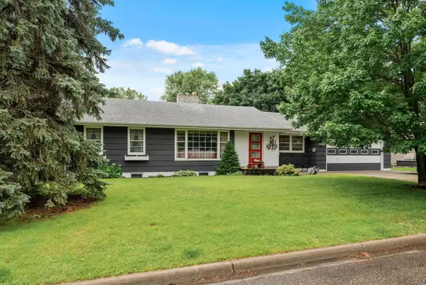 11613 Shady Oak Drive, Minnetonka, MN 55343