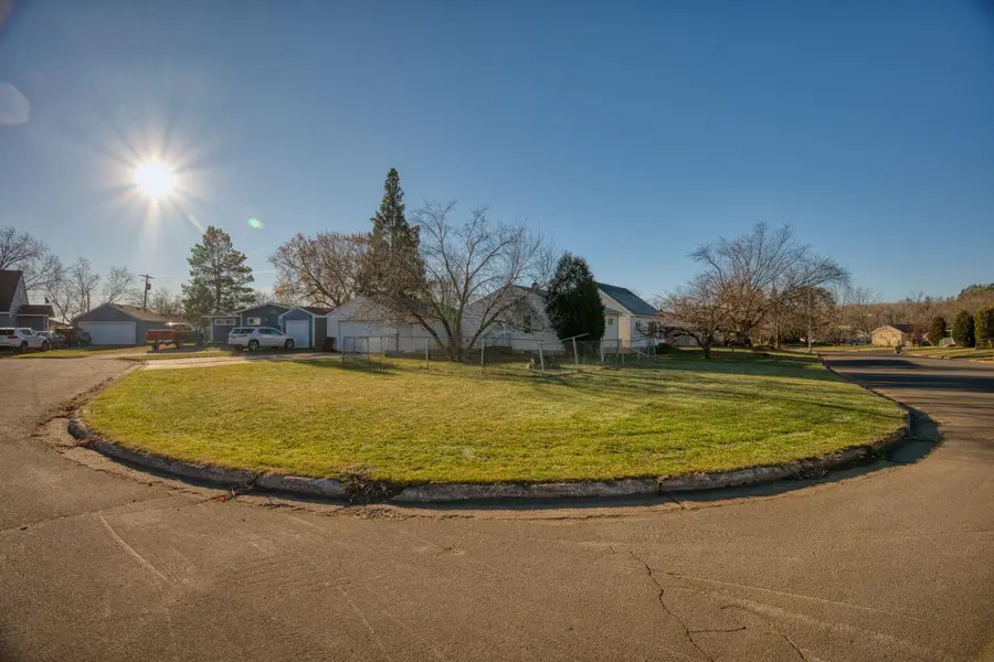 2714 Diane Lane, Hibbing, MN 55746 - Image #3