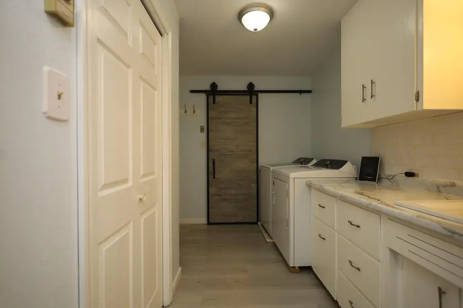 611 1st Avenue, Reynolds, ND 58275 - Image #2