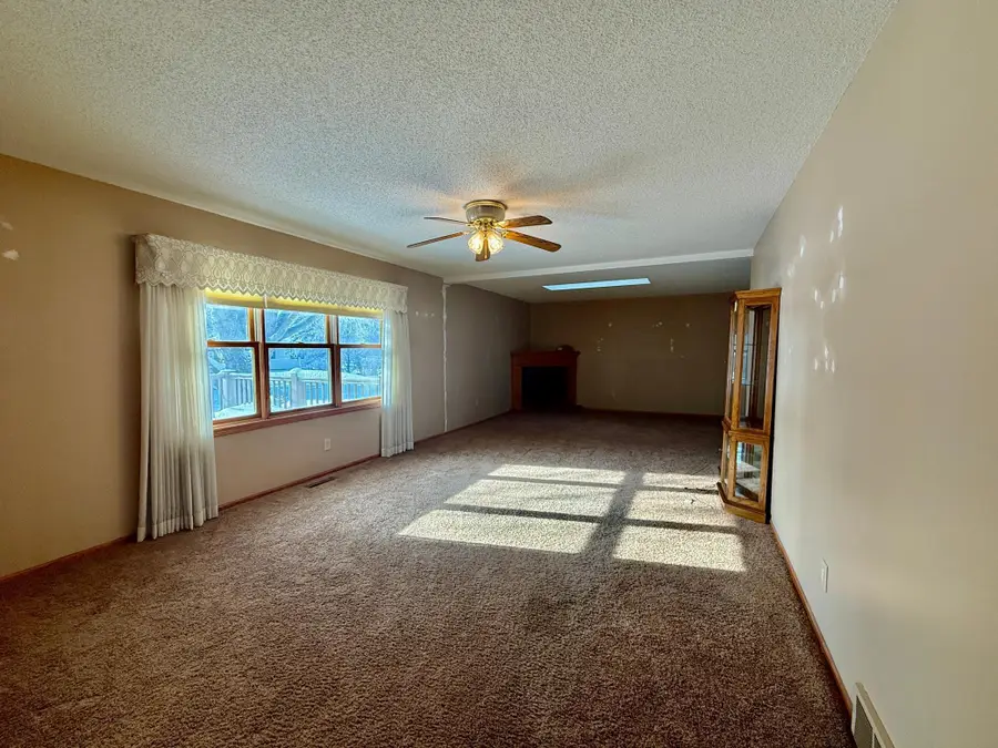 236 Wilson Street, Alden, MN 56009 - #3