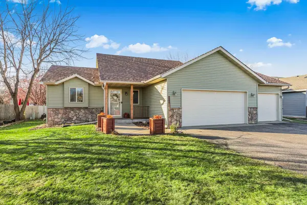 1083 Lawrence Circle, Sartell, MN 56377