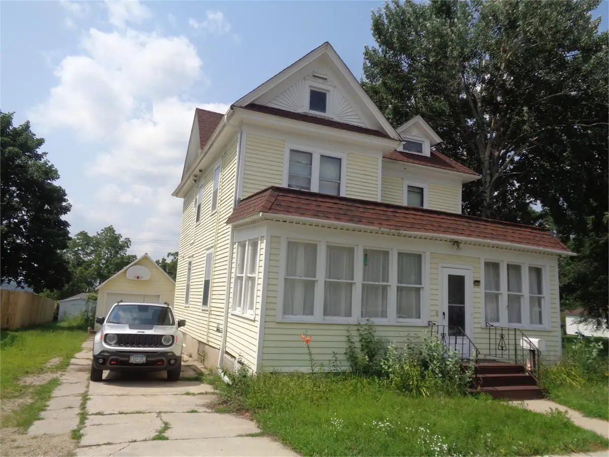 300 S 4th Street, Le Sueur, MN 56058 - Image #1