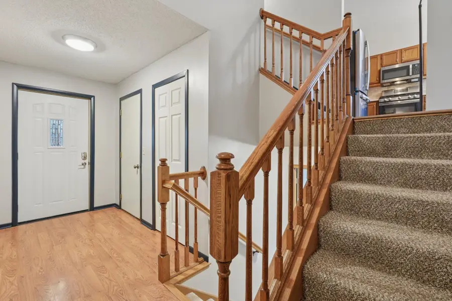 1281 Edgehill Court, Maplewood, MN 55109 - Image #3