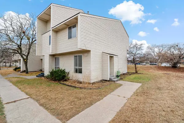 7910 Yates Avenue N, Brooklyn Park, MN 55443