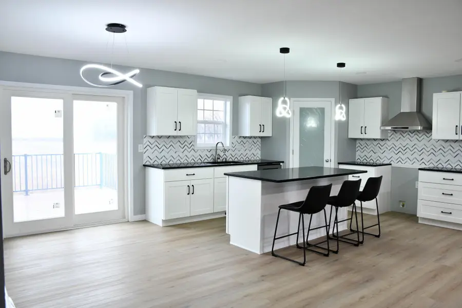 1677 Cecilee Street, Worthington, MN 56187 - Image #3