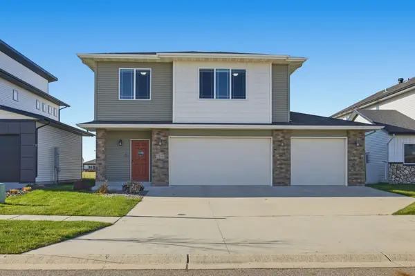 2216 10th Court W, West Fargo, ND 58078
