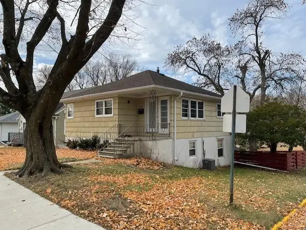 819 Pillsbury Avenue, Albert Lea, MN 56007