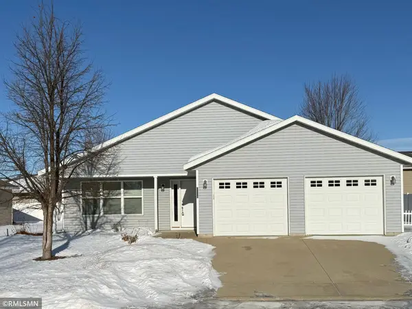 6884 22nd Loop N, Saint Cloud, MN 56303
