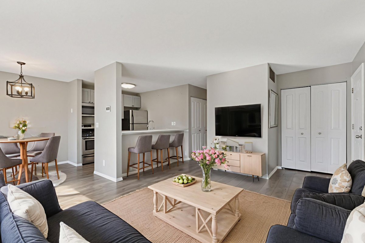 6034 72nd Lane N, Brooklyn Park, MN 55429 - Image #1