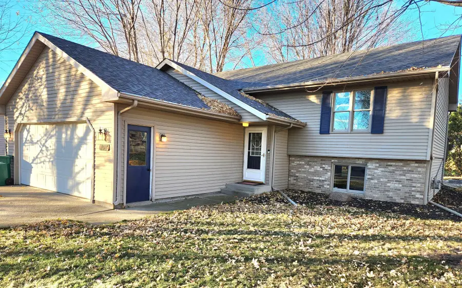 208 Holly Lane, Janesville, MN 56048 - Image #3