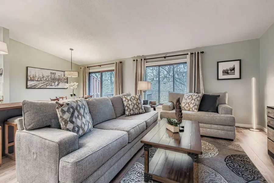 2422 County Road D W #2, Roseville, MN 55112 - Image #3