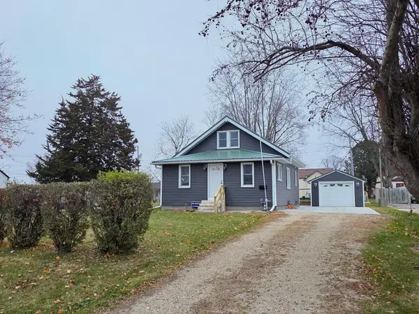 225 N Wabasha Street, Plainview, MN 55964