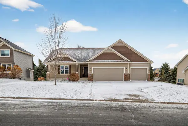 674 Jutland Avenue, Shakopee, MN 55379