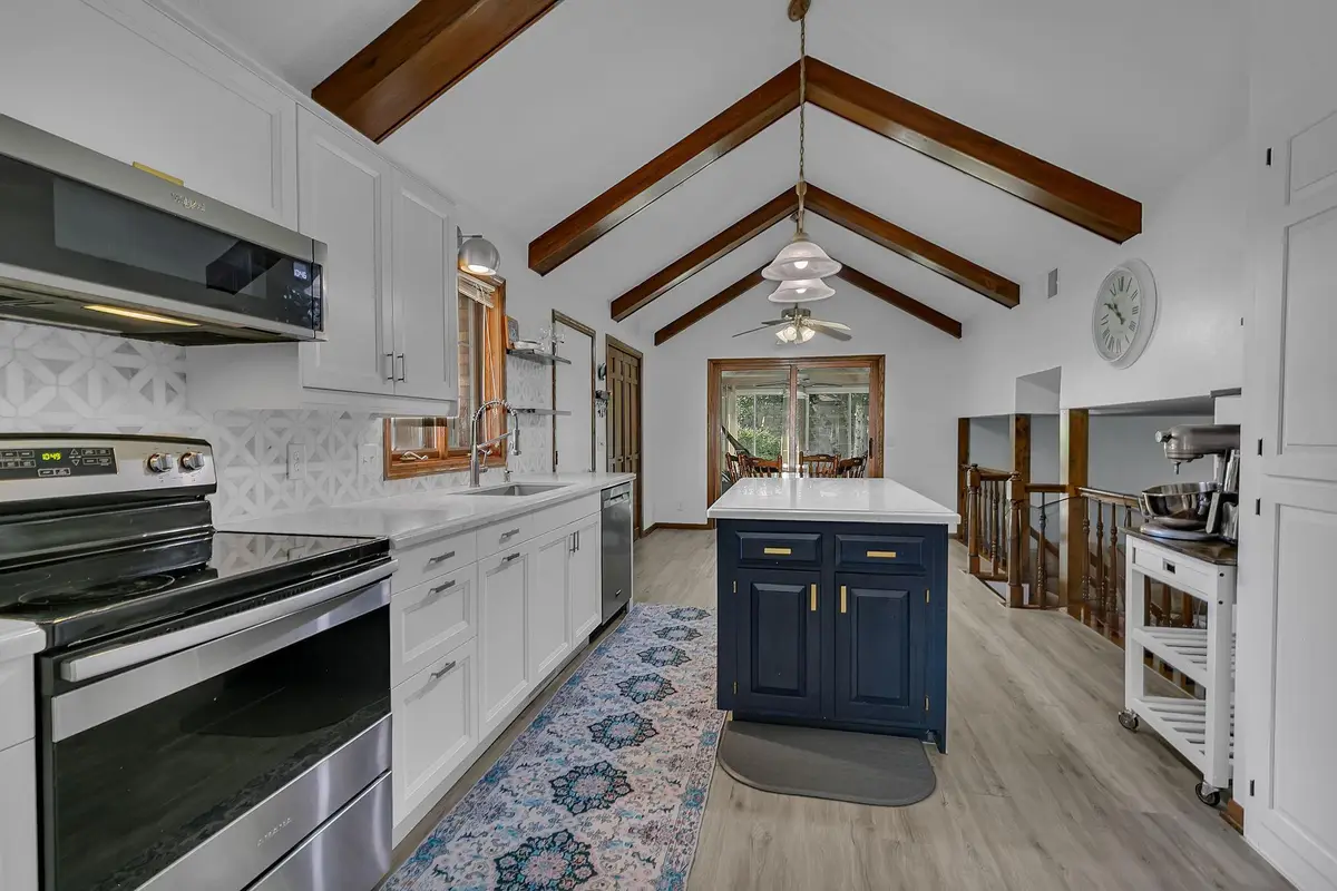 408 21st Street Se, Willmar, MN 56201 - Image #1