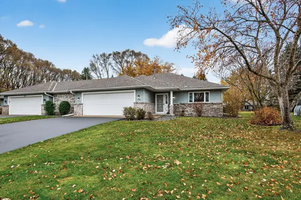 1106 137th Lane Ne, Ham Lake, MN 55304