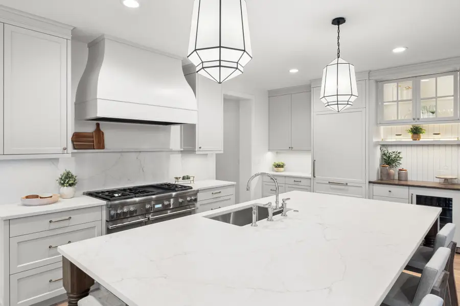 734 Shawnee Woods Road, Medina, MN 55340 - Image #3