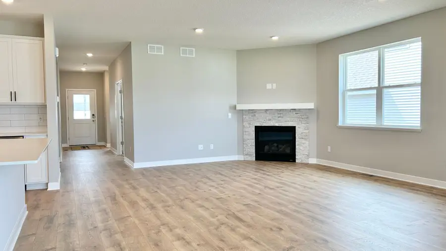 2483 Marsh View Court, Shakopee, MN 55379 - Image #2