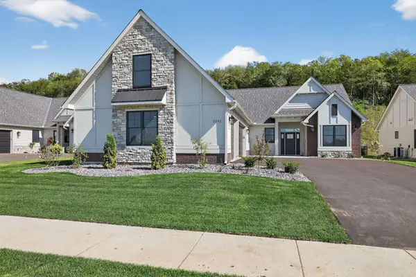 2355 Sydney Lane, Hudson, WI 54016