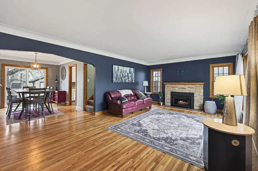 911 Montana Avenue W, Saint Paul, MN 55117 - Image #3