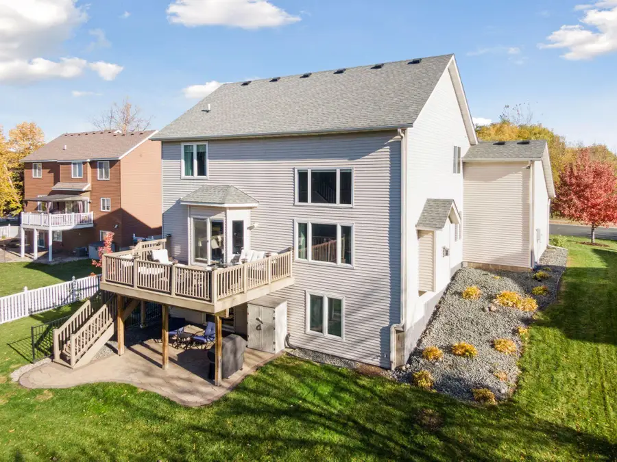 8918 Horizon Drive, Shakopee, MN 55379 - Image #3