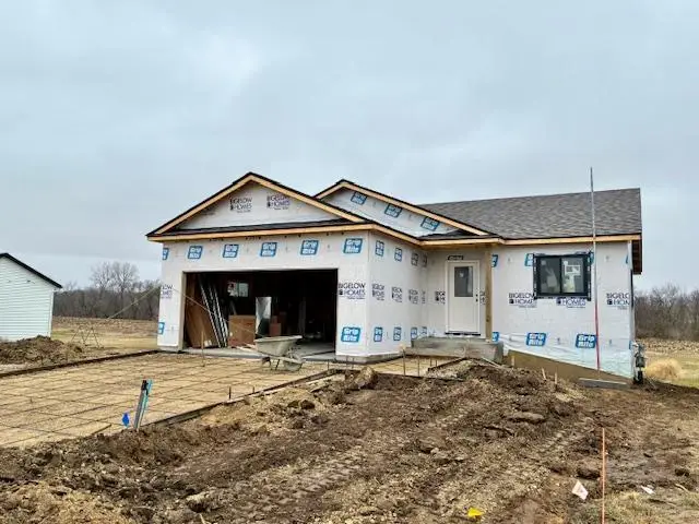 911 3rd Street, Wanamingo, MN 55983 - Image #1