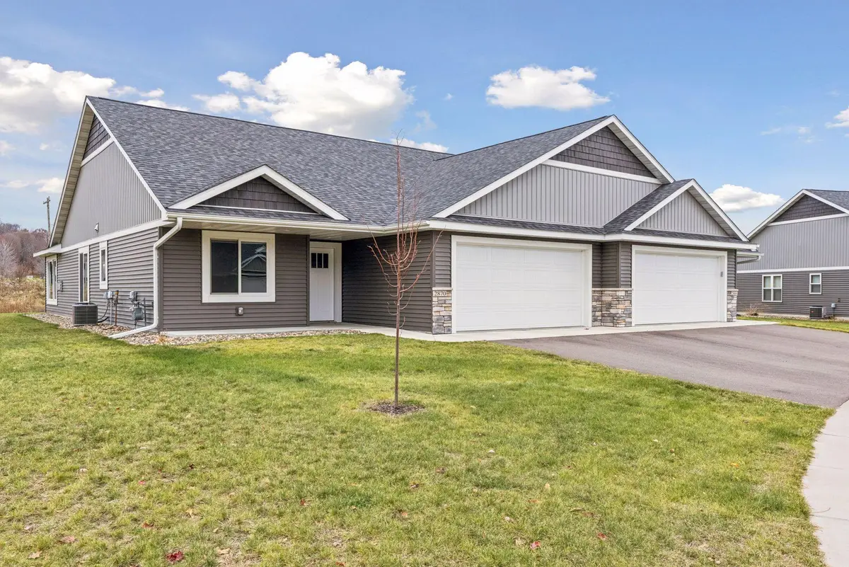 2870 Coventry Circle, River Falls, WI 54002 - Image #1