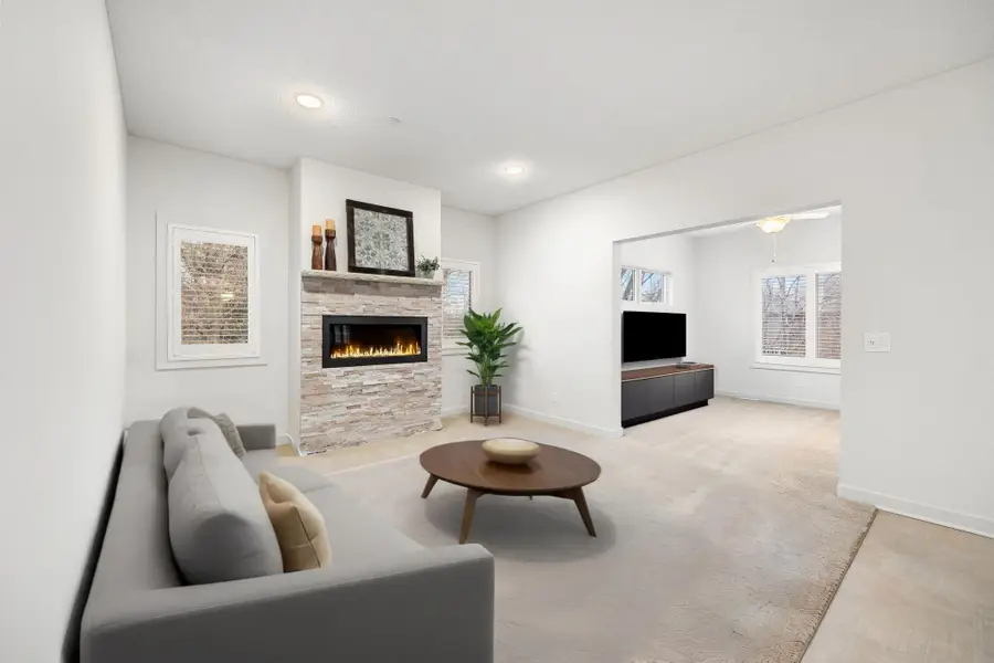 2075 Cardinal Glen, North Saint Paul, MN 55109 - Image #3