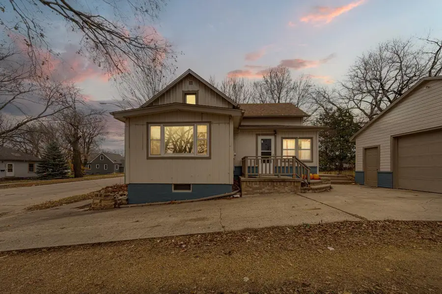 1114 N Prairie Avenue, Fairmont, MN 56031 - #3