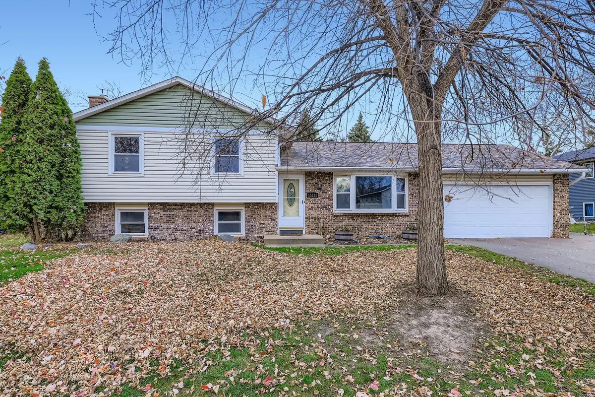 15125 Dunbar Boulevard, Apple Valley, MN 55124 - Image #1