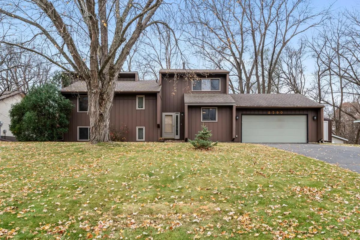 2390 75th Street E, Inver Grove Heights, MN 55076 - Image #1